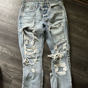 American Eagle Tomgirl Jean